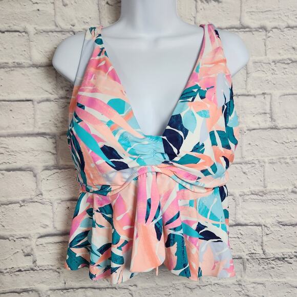 NWT Raisins Curve Swim Top Size 24W Adjustable Straps Removable Cups - Picture 1 of 12